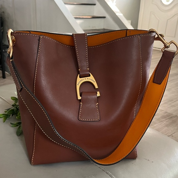 Dooney & Bourke Brown Leather Shoulder Bag - Picture 1 of 16
